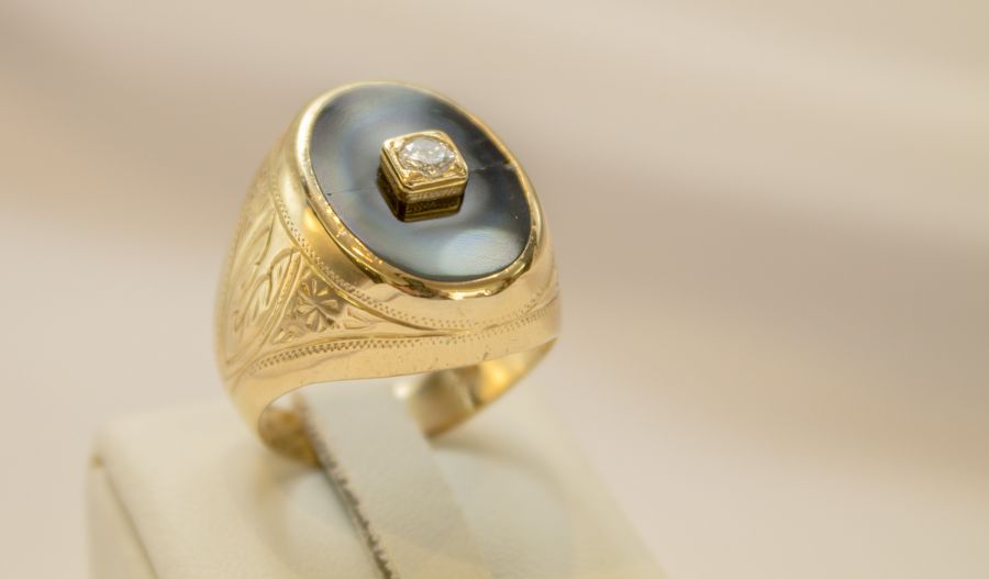 Oro 18 quilates